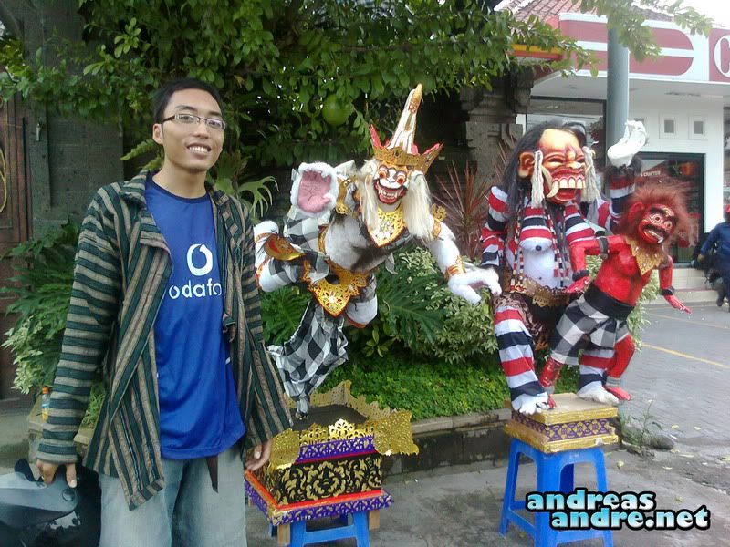 ogoh-ogoh kecil "ogoh-ogoh kecil"