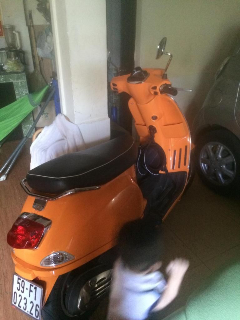 Vespa S đèn vuông đk 12-2010 màu cam,xe chạy 13000km do mami sử dụng