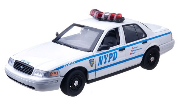1:18 Ford Crown Victoria Police Interceptor New York City Police Dept. (NYPD) with lights & sounds