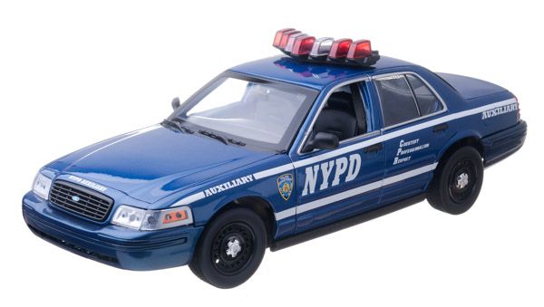 1:18 Ford Crown Victoria Police Interceptor New York City Police Dept. (NYPD) Auxiliary with lights & sounds