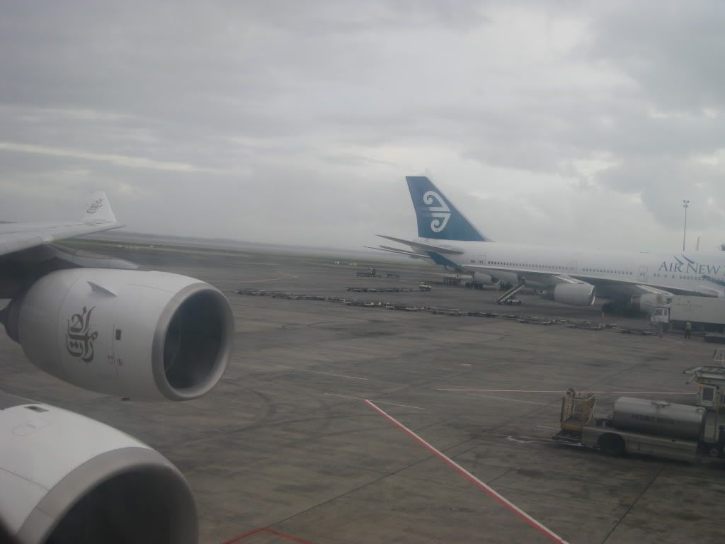 http://i841.photobucket.com/albums/zz339/timboeing777/Avalon%20Airshow%202009/AvalonAirshowtrip023.jpg