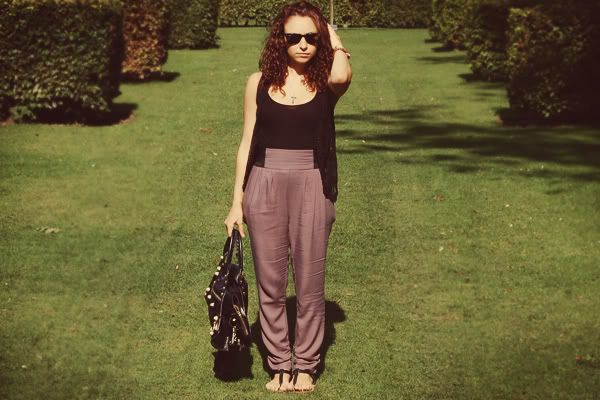Adele Joanna, Gould, Molto, Curiosa, Moltocuriosa, new look, trousers, balenciaga, fashion, blog, Adele Joanna, Gould, Molto, Curiosa, Moltocuriosa, new look, trousers, balenciaga, fashion, blog,