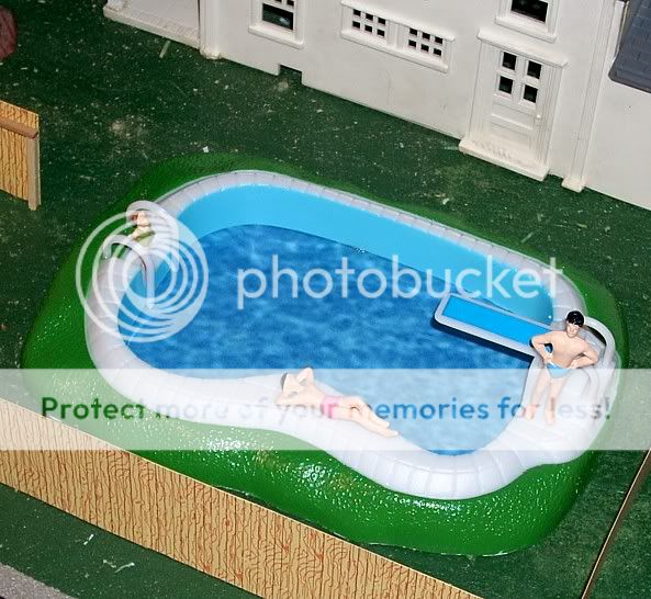 Plastic Swimming Pool for Plasticville & Lionel O & 027  