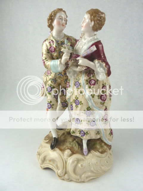   PORCELAIN FIGURINE*VOLKSTEDT GERMANY YOUNG COUPLE COURTING  